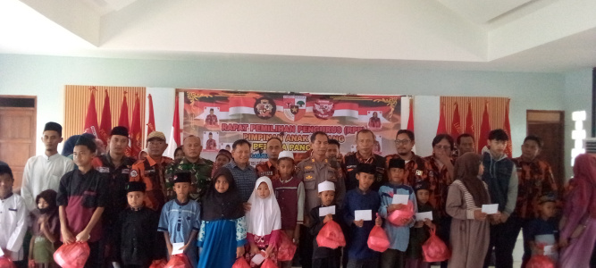 Puluhan Anak Yatim Disantuni Oleh PAC PP Kecamatan Sukatani 