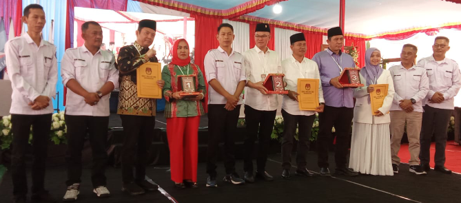 KPU Kota Pagar Alam Laksanakan Tahapan Pilkada Pengundian dan Pengambilan Nomor Urut Paslon Walikota dan Wakil Walikota Pagar Alam 2024- 2029