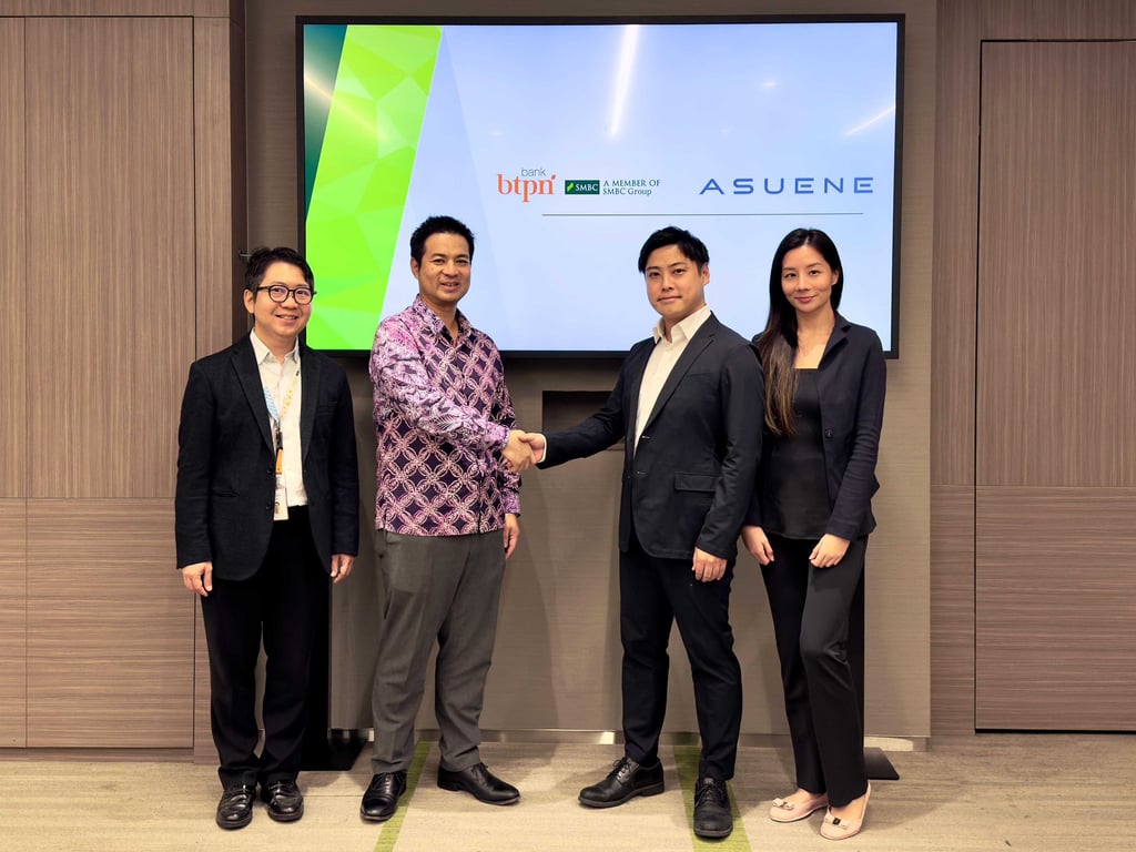 Nathan Christianto, Head of Wholesale Banking SMBC Indonesia.; Atsushi Hino, Director of Corporate Banking SMBC Indonesia.; Shu Setogawa Manager of Asuene Inc.; Callista Daniella, Sustainability Consultant of Asuene Inc.