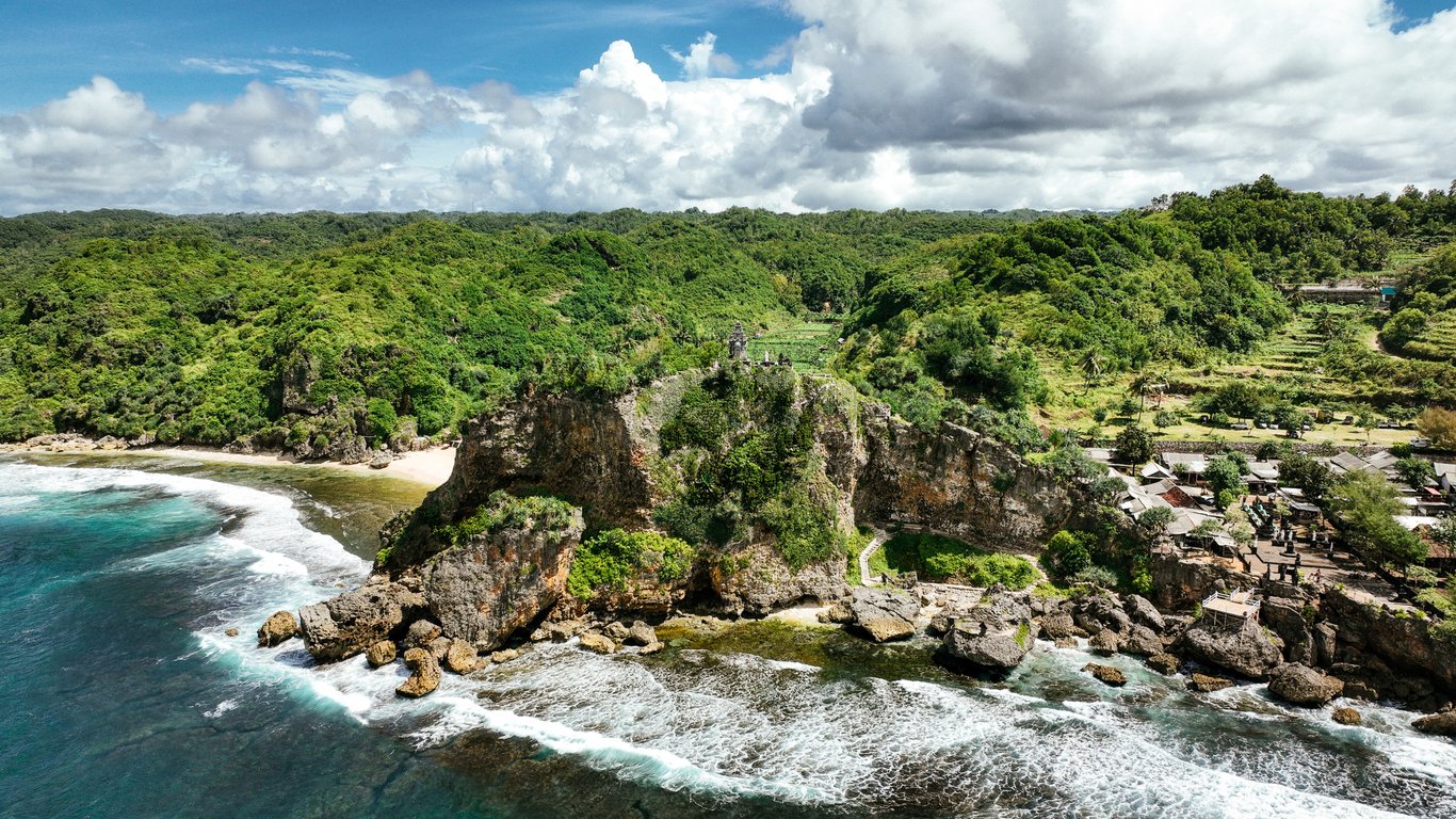 Landskap Pantai di wilayah Kanigoro