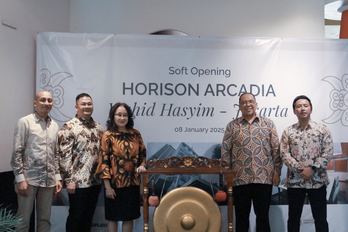 Jajaran direksi PT MGM dan PT Pesona Equator