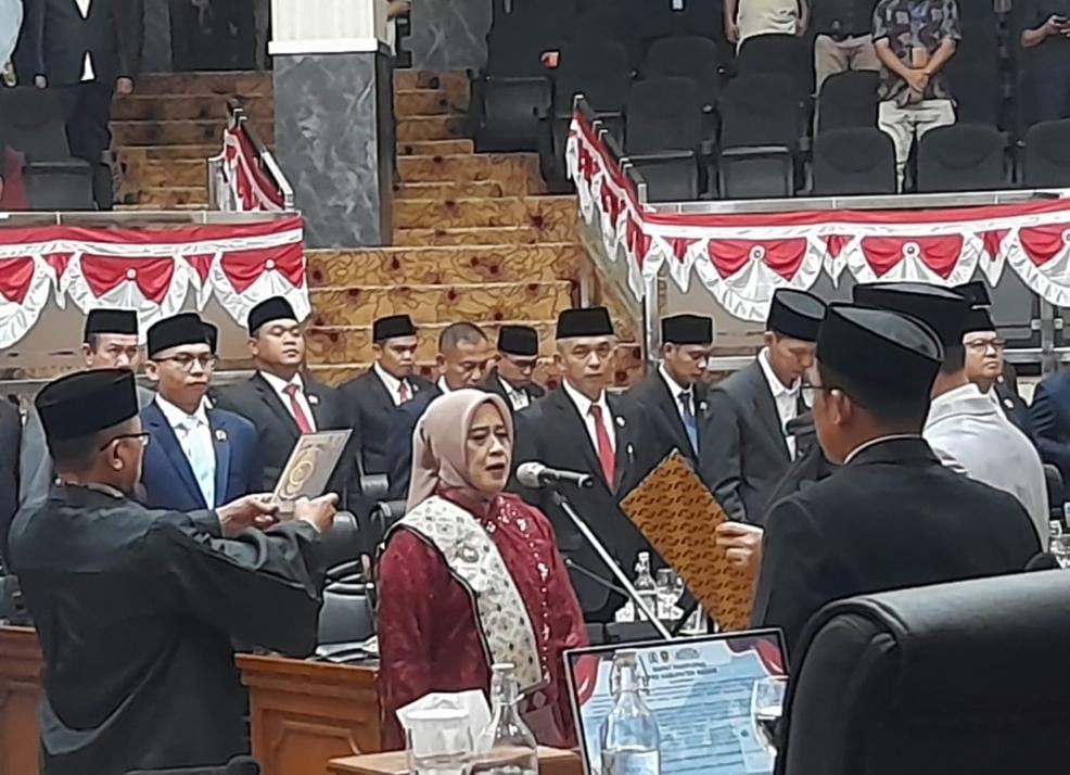 Nurhayati, S. Ag. Resmi Dilantik sebagai Anggota DPRD Kabupaten Bogor Gantikan Rifki Pranata